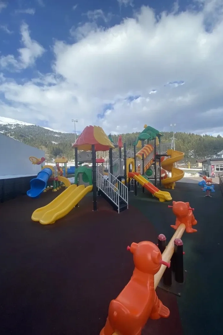 детская площадка