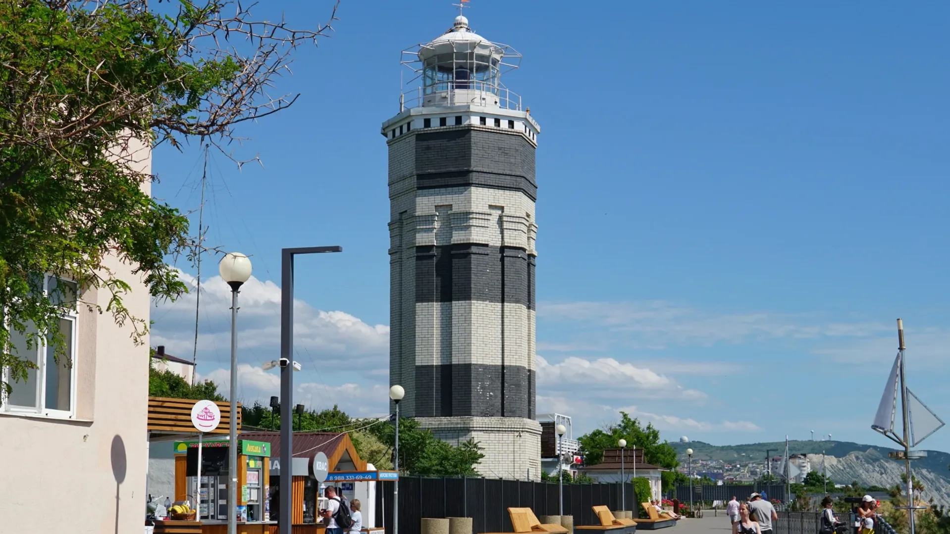 маяк в Анапе