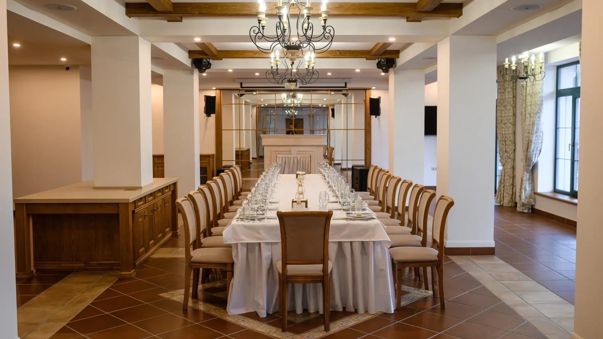 конференц-зал Алушта