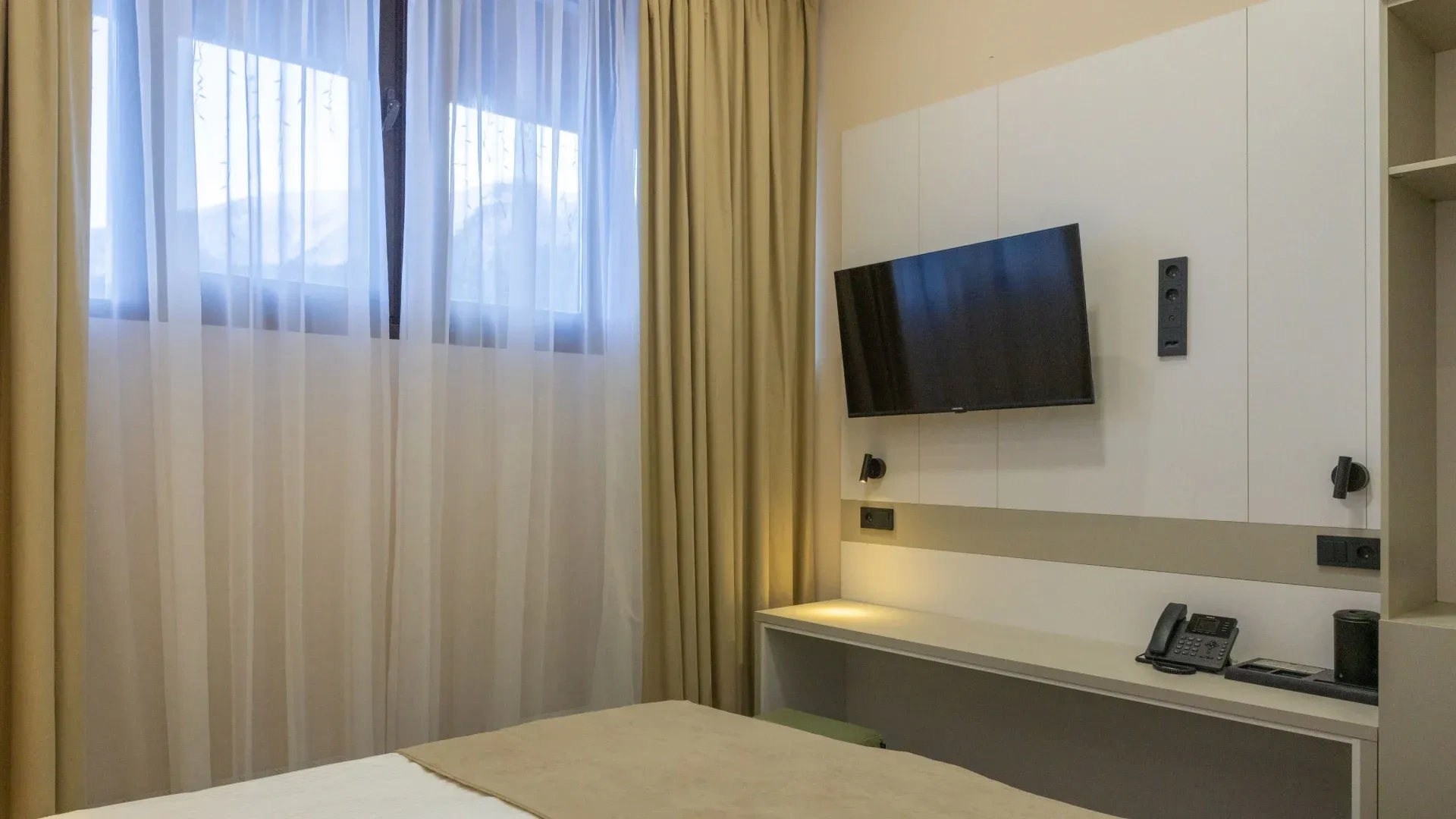 номер люкс аттик