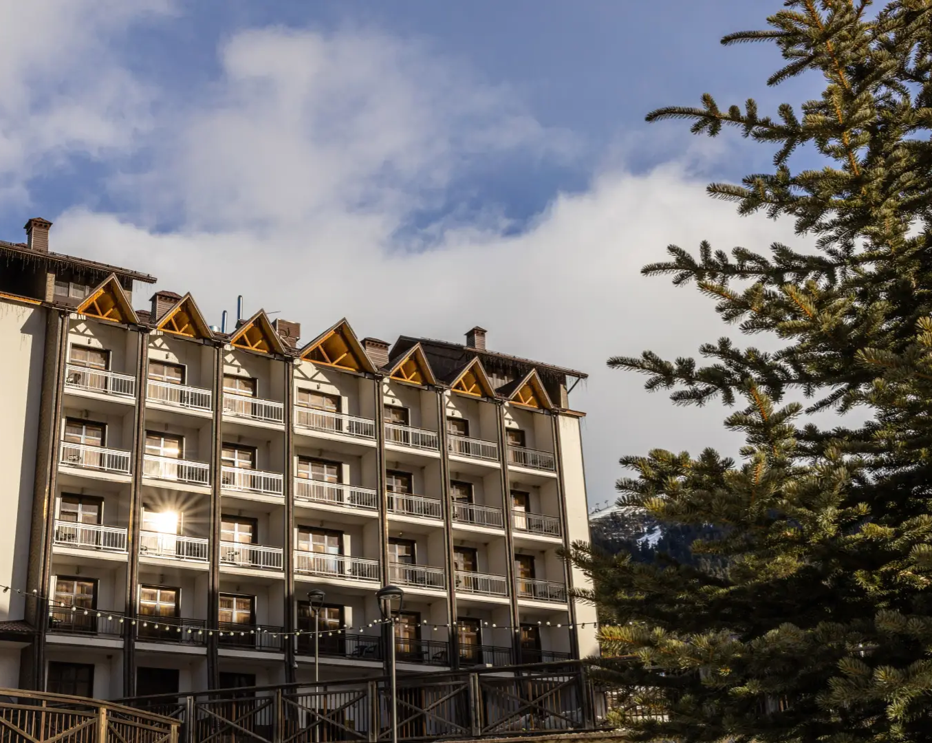 фасад здания 