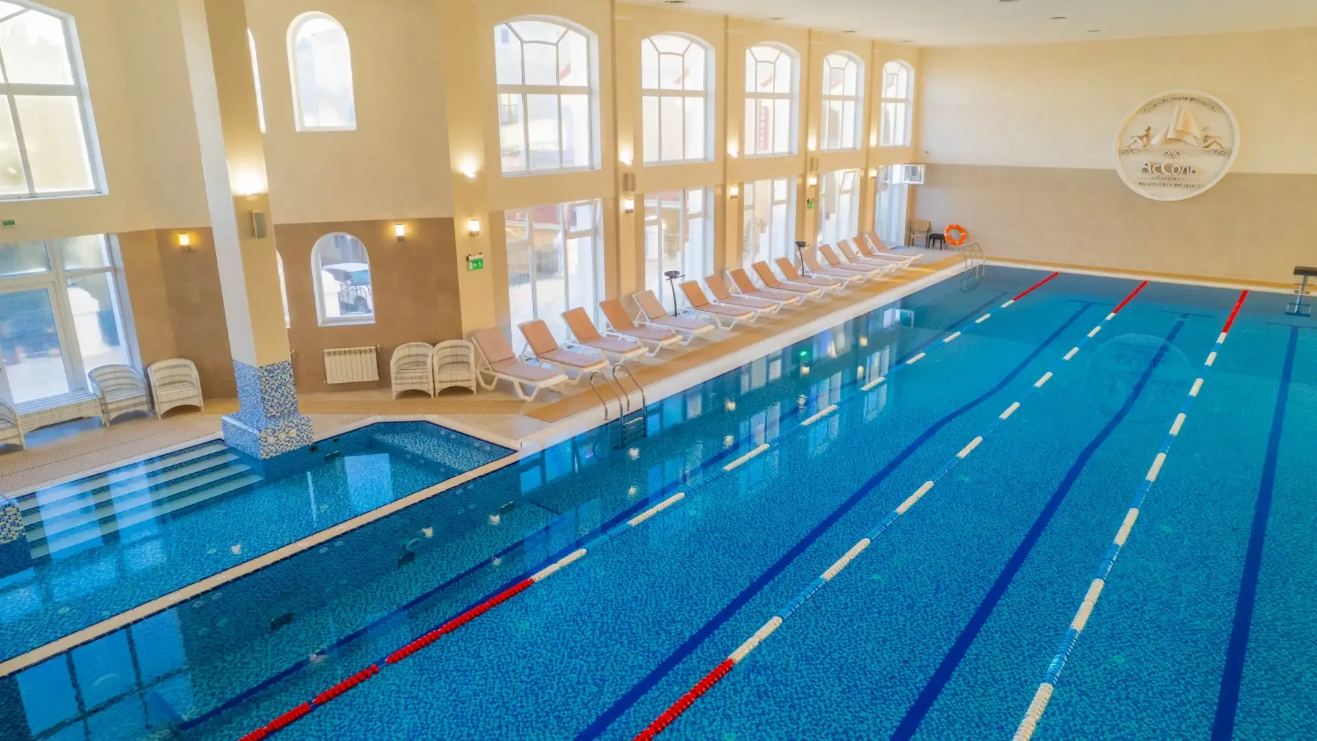 КРЫТЫЙ БАССЕЙН